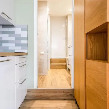 Apartment Avec Terrasse Et Acces Piscine Proche *